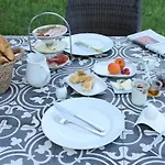Tauber 아파트 *